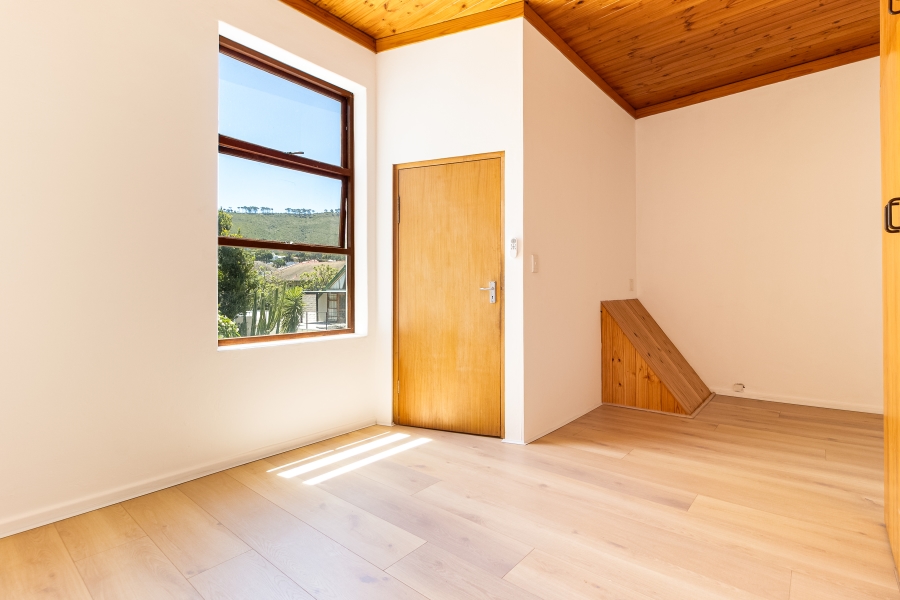 3 Bedroom Property for Sale in Tamboerskloof Western Cape